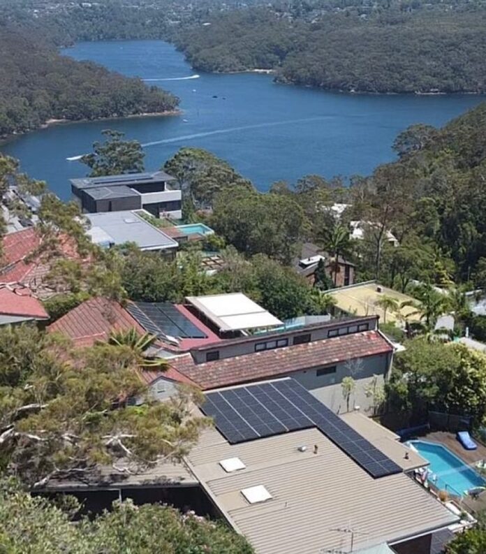 Seaforth-10.4KW-JA-Solar-Sungrow-System-rpe3yjuxbfl7hvgoz84nwijrmf3qm9dd1trx6tyurs